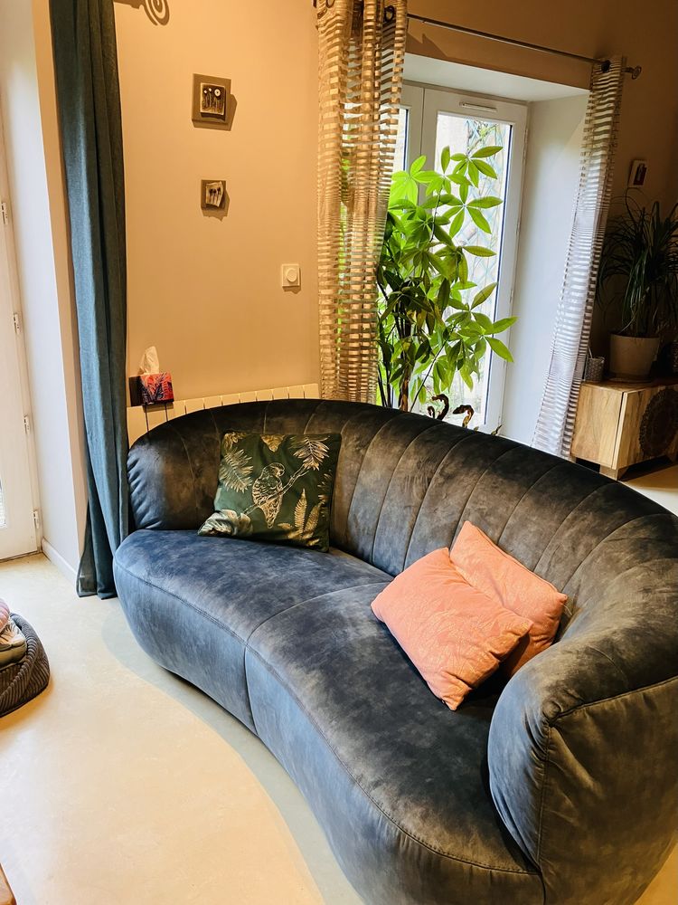 - ASAISIR Superbe canap� 3 places HABITAT. 0 Arnas (69)