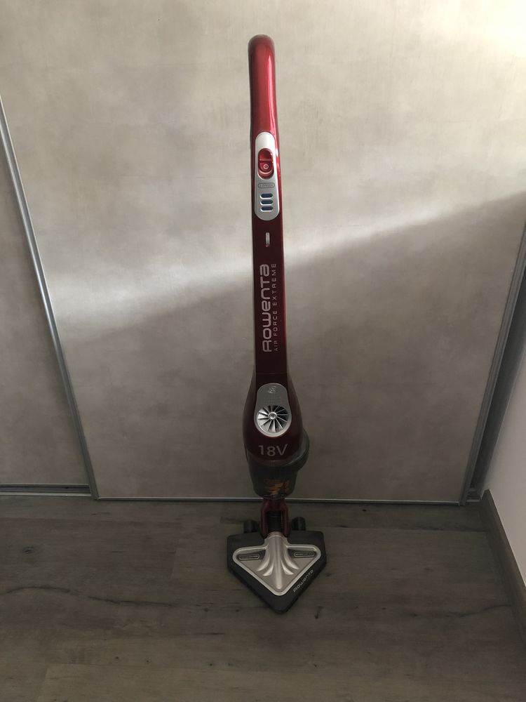 Aspirateur balai 50 Sarrebourg (57)