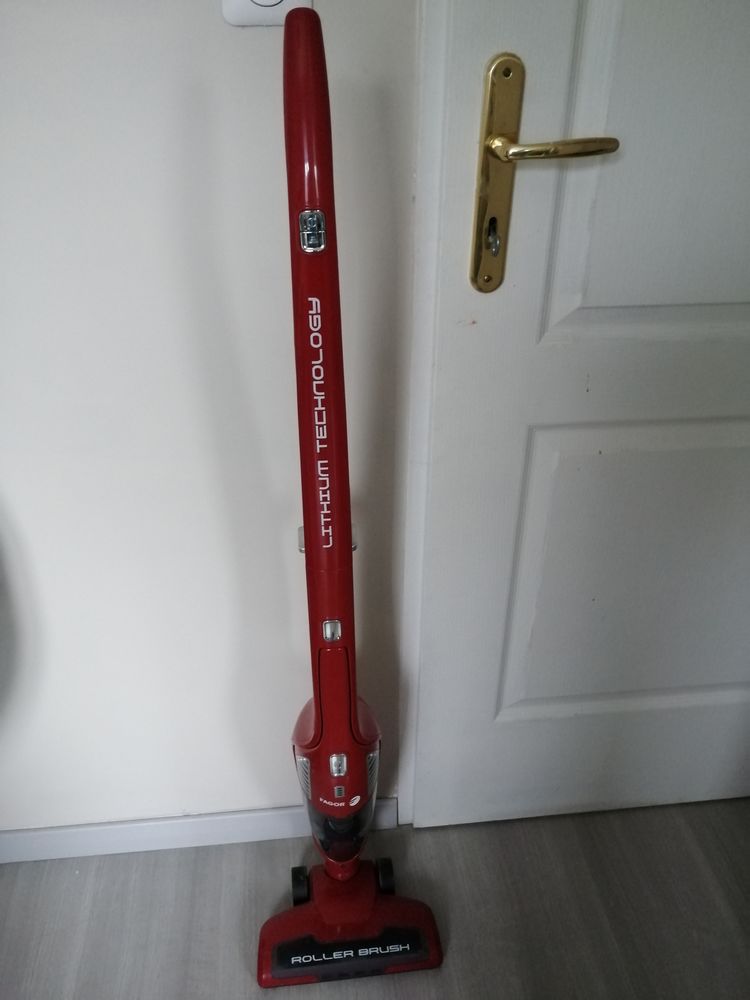 aspirateur balai 80 Saint-Quentin (02)