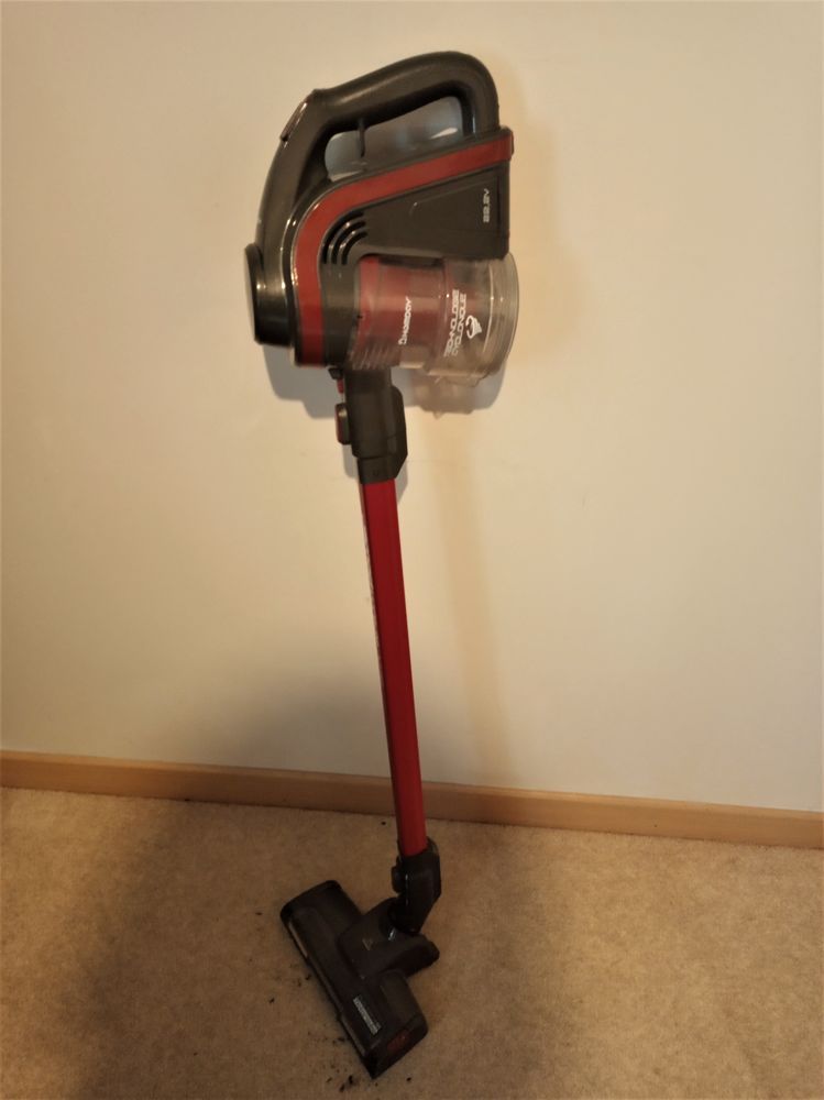 aspirateur balai 40 Saint-Pierre-le-Bost (23)