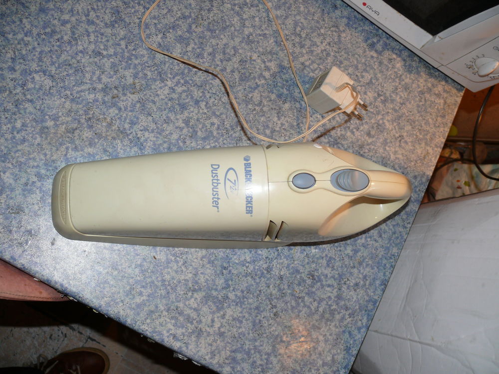 aspirateur black et decker 18 Montigny-l�s-Metz (57)