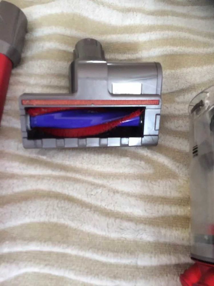 Aspirateur Dyson V10 120 Paris 1 (75)