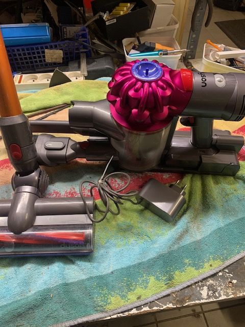 Aspirateur Dyson V6 90 Saint-M�dard-en-Jalles (33)