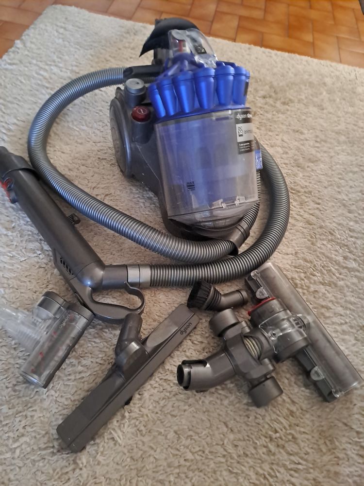 Aspirateur Dyson 100 Oraison (04)