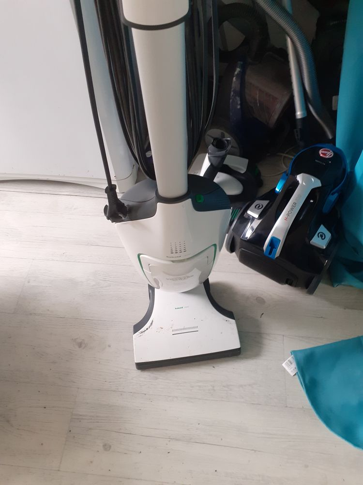 ASPIRATEUR KOBOLD AVEC TOUS SES ACCESOIRES 850 Verniolle (09)