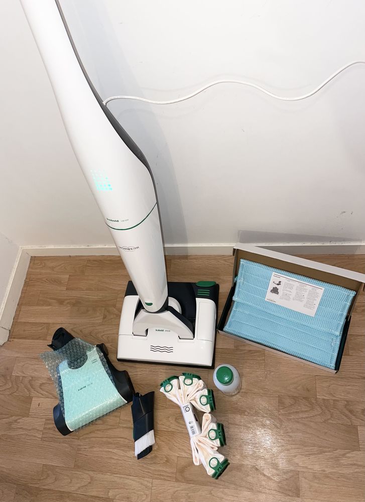 Aspirateur laveur sans fil Kobold VB100 de Vorwerk 675 Villebon-sur-Yvette (91)