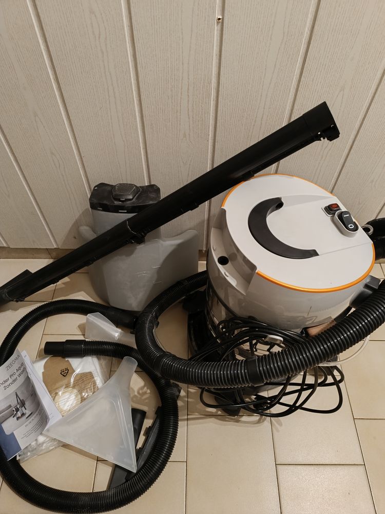 Aspirateur laveur 100 Louresse-Rochemenier (49)