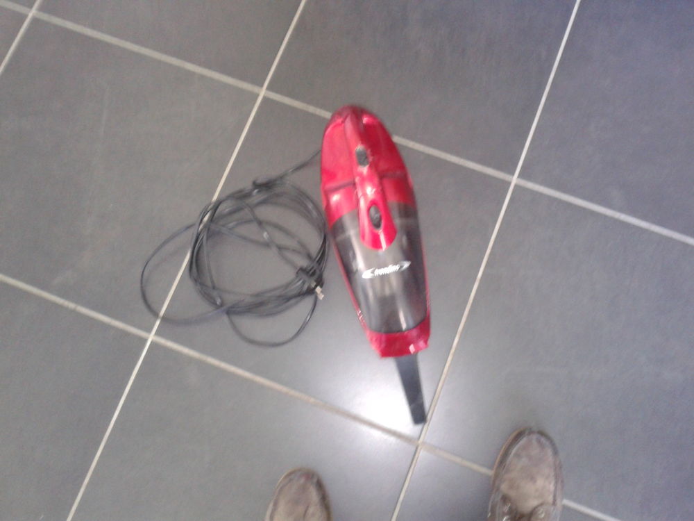 Aspirateur � Main  Dirt Devil  15 Arques (62)