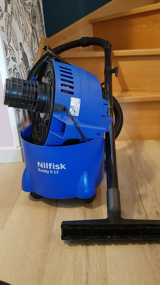 Aspirateur neuf nilfisk 
Neuf dans son carton
Sous Garantie 50 Ancenis (44)