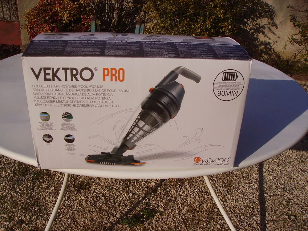 Aspirateur piscine et SPA 150 La B�gude-de-Mazenc (26)