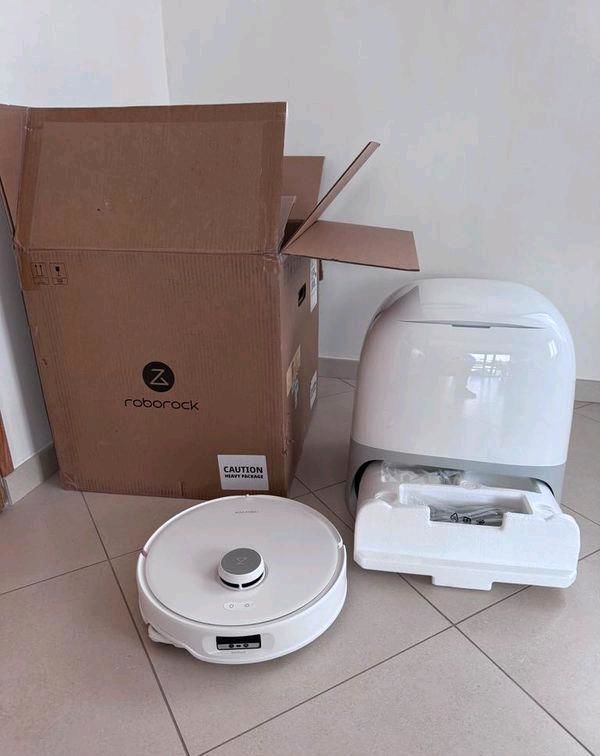 Aspirateur Roborock Qrevo Curv avec lave-linge 850 Ch�lons-en-Champagne (51)