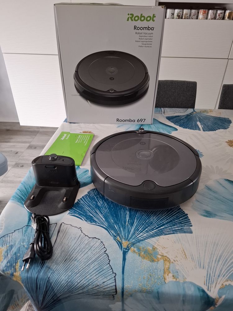 Aspirateur robot IROBOT ROOMBA 80 Clermont-Ferrand (63)