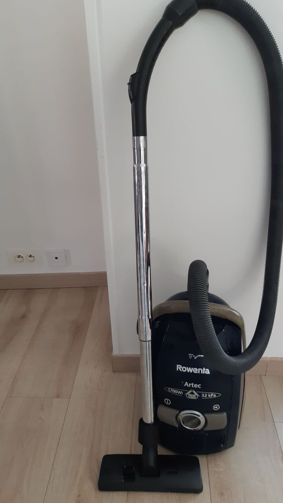 aspirateur ROWENTA 1700w Artec 40 Br�gy (60)
