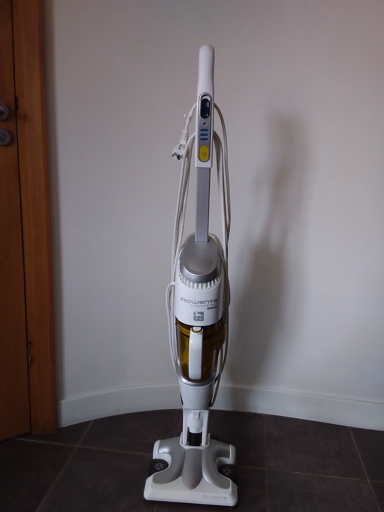 Aspirateur Rowenta Clean & Steam - Blanc et Gris 100 Decazeville (12)