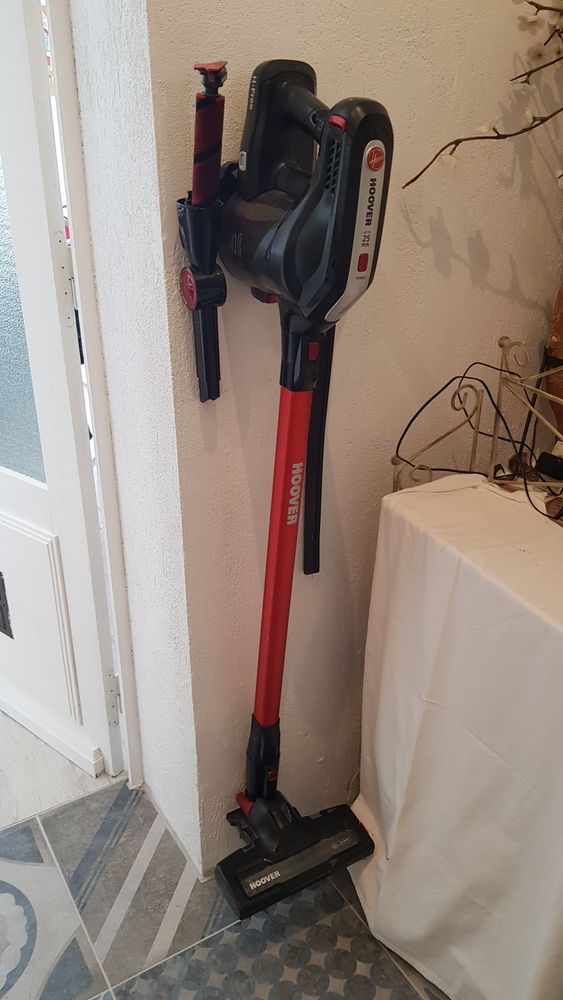 Aspirateur sans-fil 80 Saint-Laurent-du-Var (06)