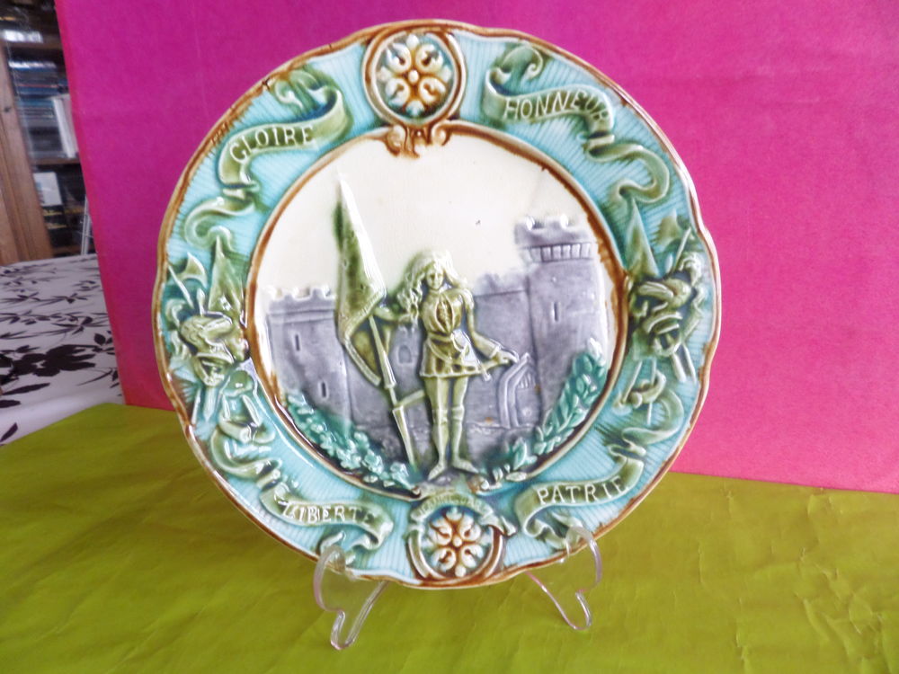  assiette en barbotine jeanne d arc 10 Nogent-sur-Oise (60)