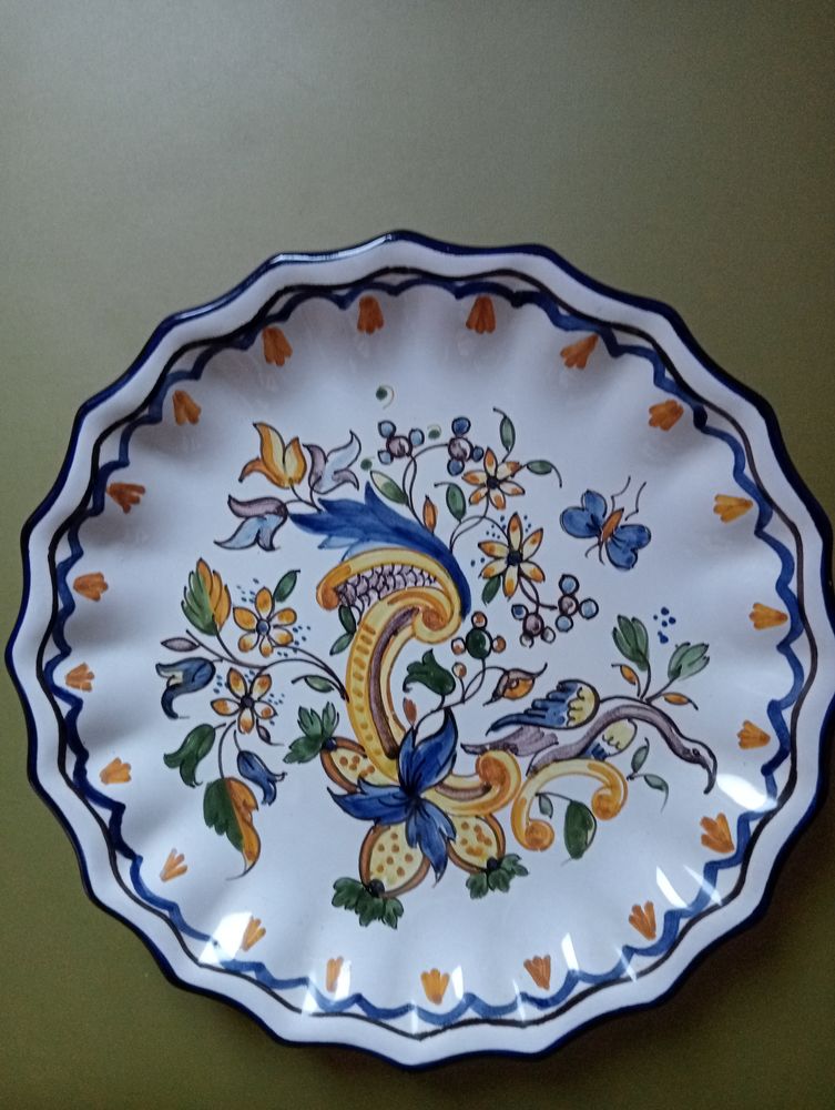 Assiette de collection de Nevers 50 L'H�pital-le-Grand (42)