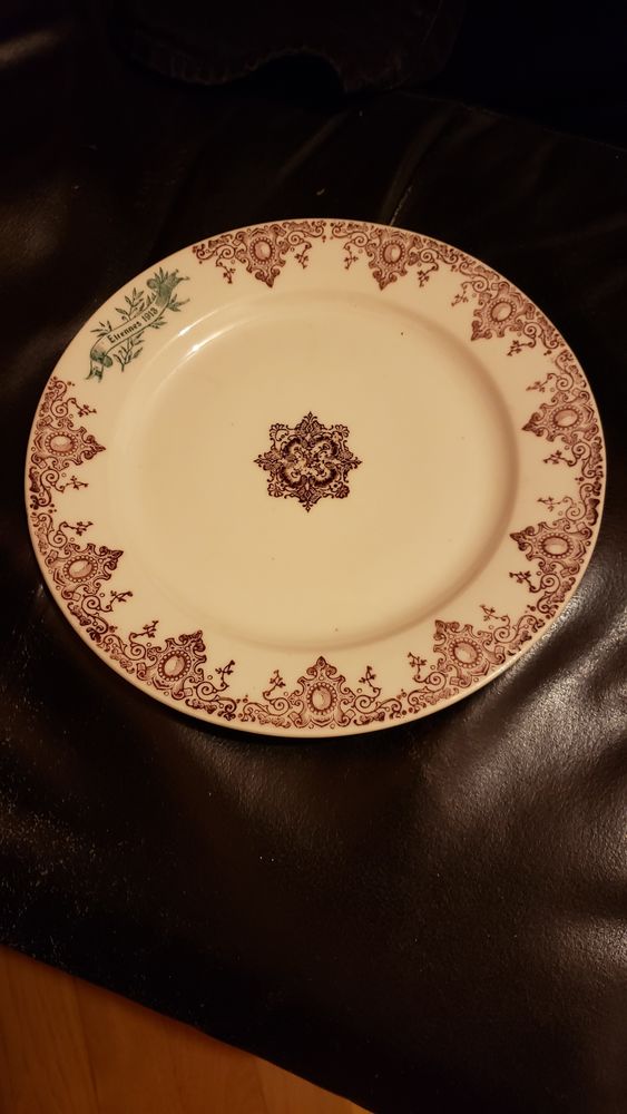 assiette collector 10 Viviers-du-Lac (73)