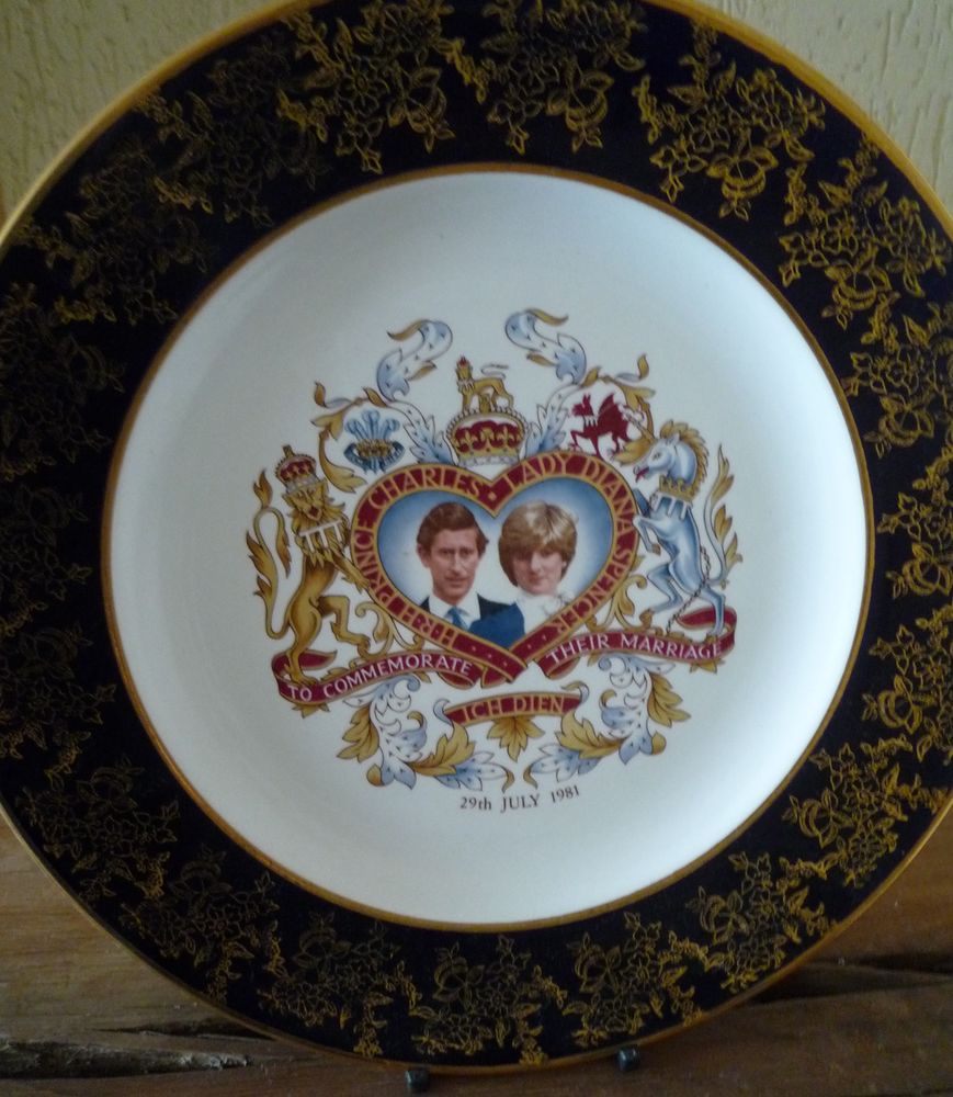 assiette comm�morant le mariage royal de Lady DI 66 Nancy (54)