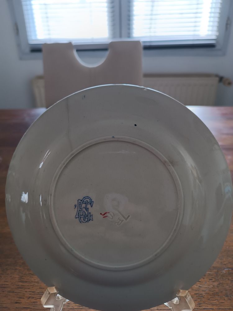 Assiette de d�coration 20 Cruas (07)