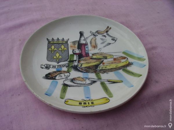 ASSIETTE DECORATIVE   Brie  , Ile-de-France 12 Dammarie-les-Lys (77)