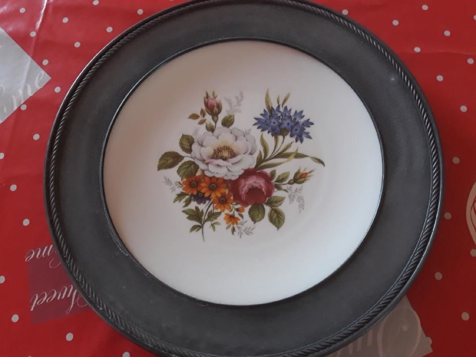 ASSIETTE DECORATIVE 6 Mon�teau (89)