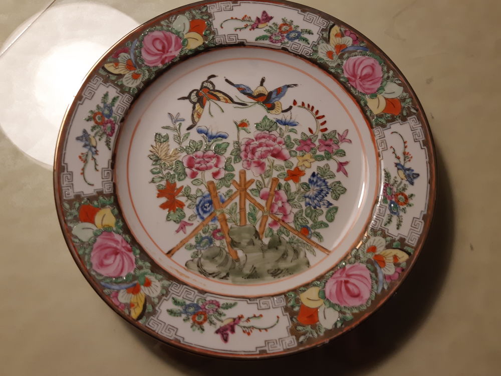 assiette faience decorative 10 Le Plessis-Tr�vise (94)