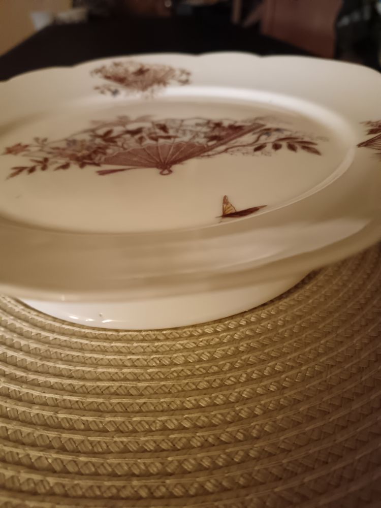 10 assiettes anciennes et une coupe sur pied en porcelaine 45 Villeurbanne (69)