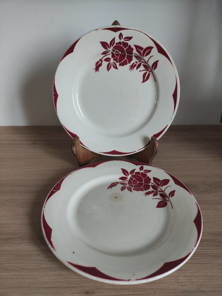 Lot de 2 assiettes anciennes Digoin 15 Neublans-Abergement (39)