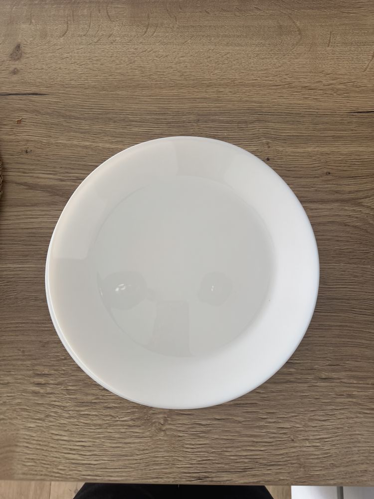 Assiettes blanches classique 0 Nice (06)