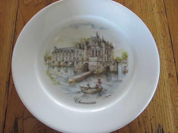 Achetez Assiettes Chateau Occasion Annonce Vente A Saint Martial Sur Ne 17 Wb