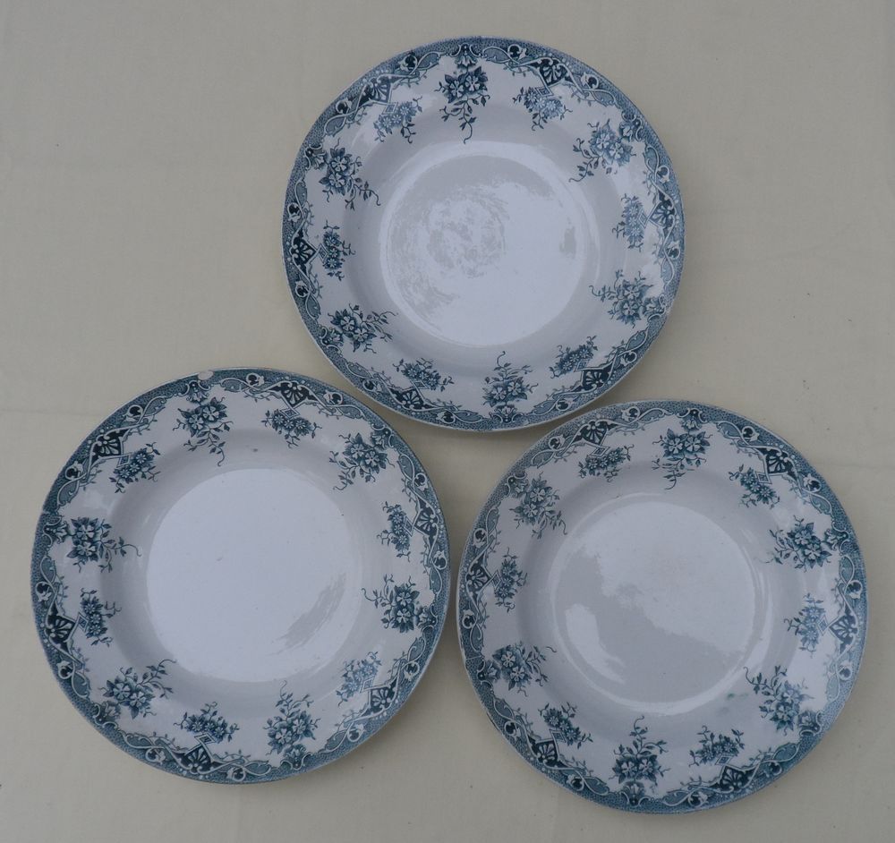 3 assiettes d�co PRIMA de Saint Amans en c�ramique 20 Castries (34)