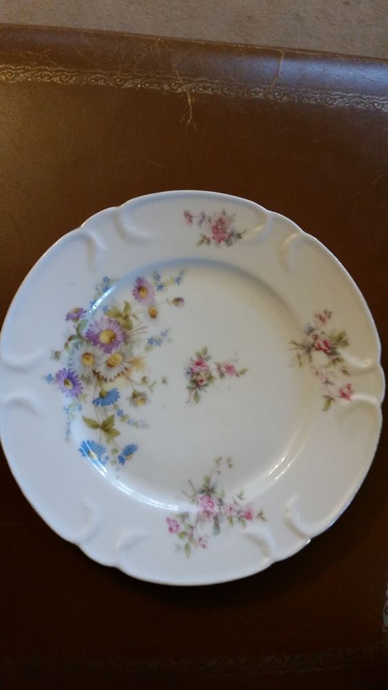 Assiettes a dessert porcelaine 80 Paris 13 (75)