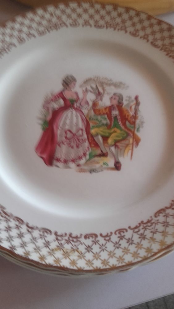 assiettes � dessert ou pour d�co ( 3) 3 Romill� (35)