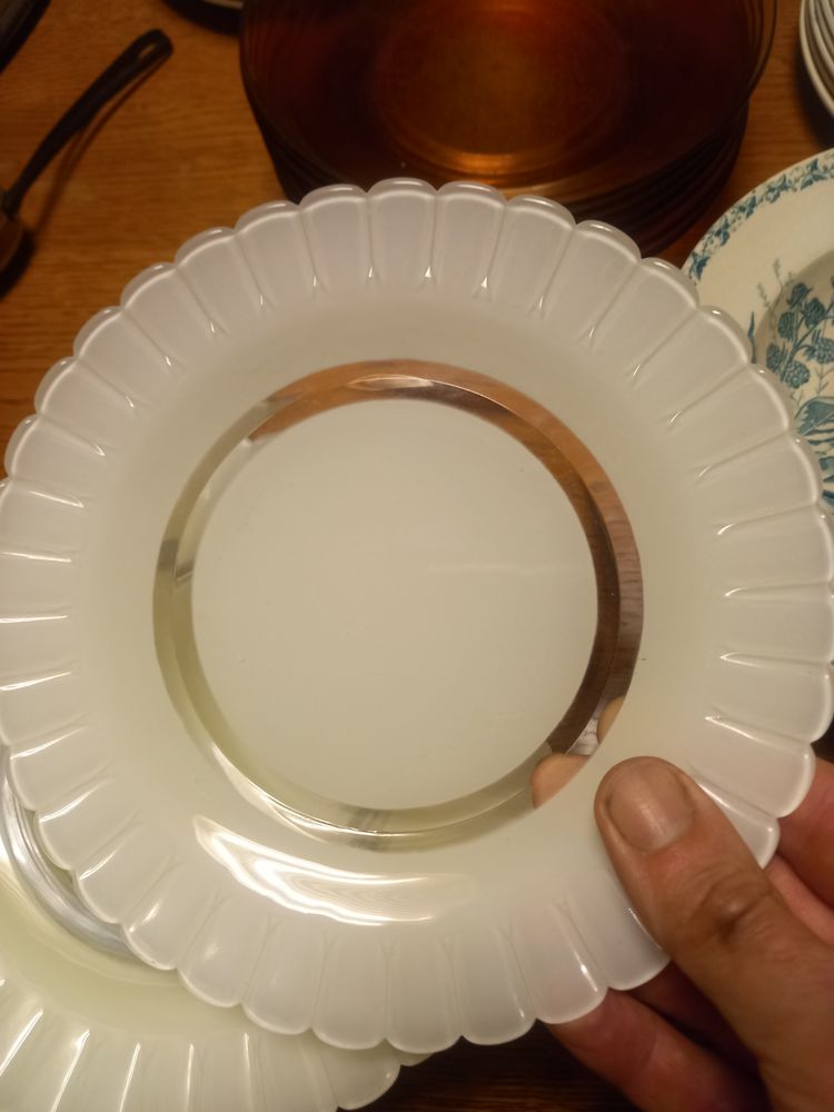 12 assiettes a dessert vintage 15 Savenay (44)