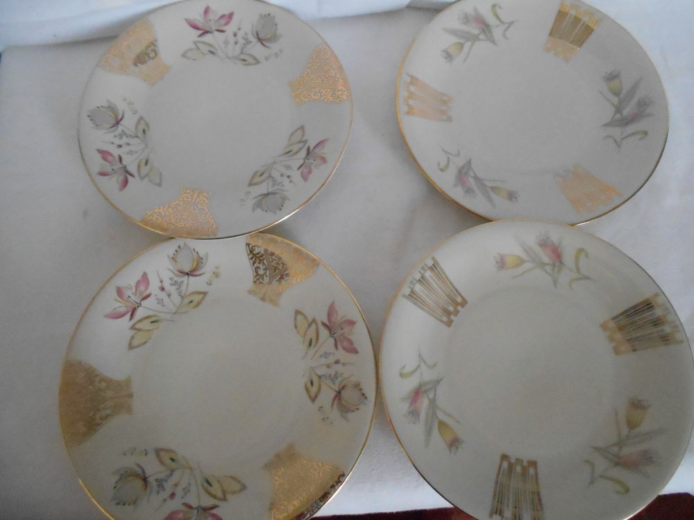 V67 	
Assiettes � dessert		
3 Marseille 6 (13)