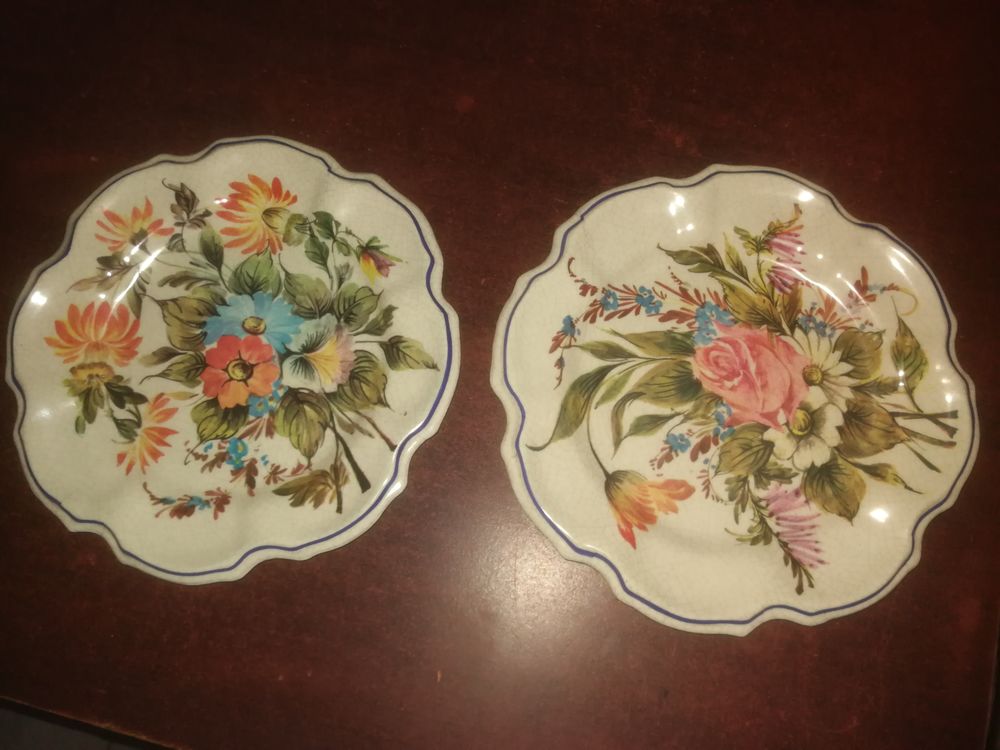 2 assiettes en fa�ence craquel�e 5 Le Creusot (71)