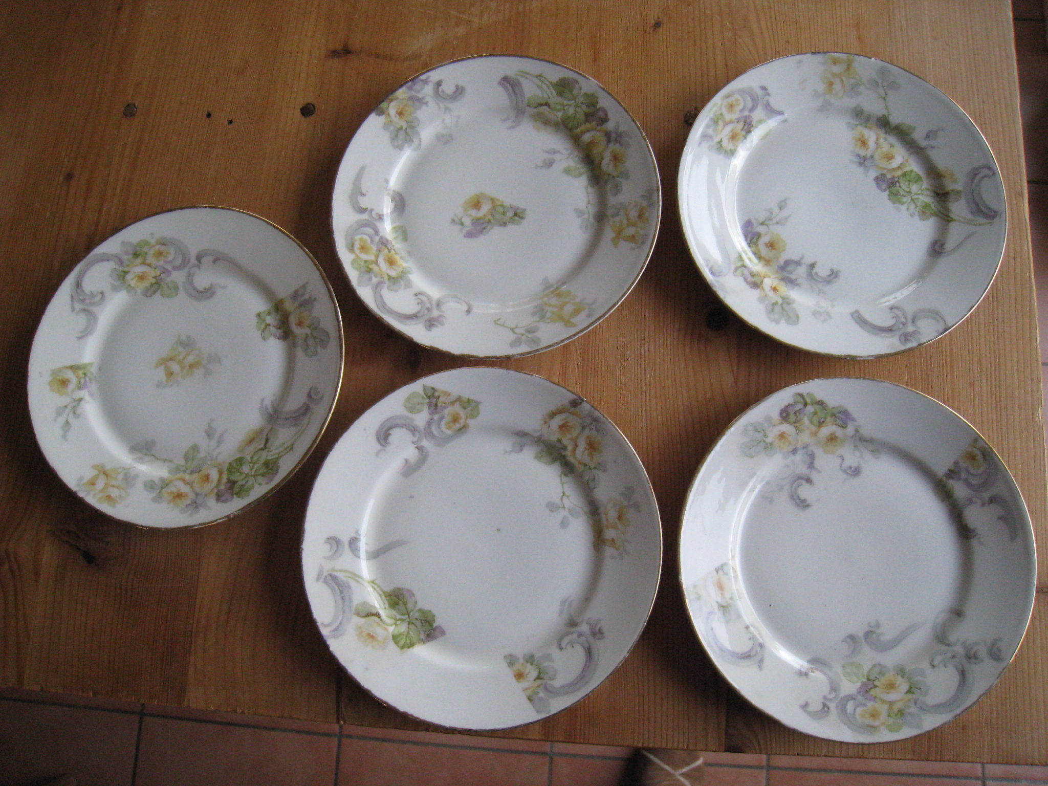 5 assiettes Limoges William Guerin 1895 - 1900 porcelaine 30 Vinay (38)