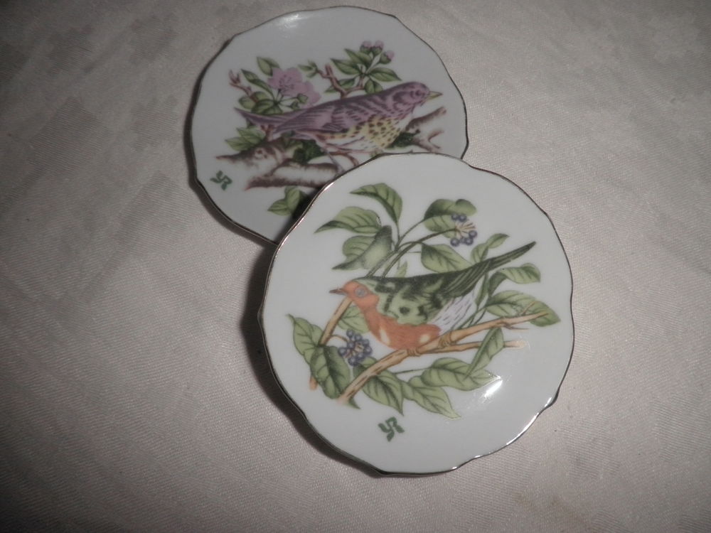 Assiettes miniatures
15 Neublans-Abergement (39)