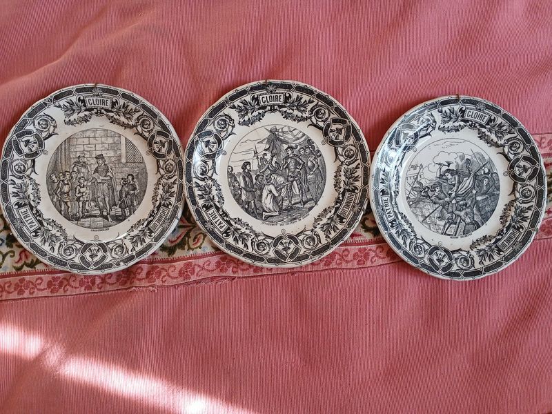 Assiettes parlantes histori�es Sarreguemines - Unit� ou lot 8 Bagnols-sur-C�ze (30)