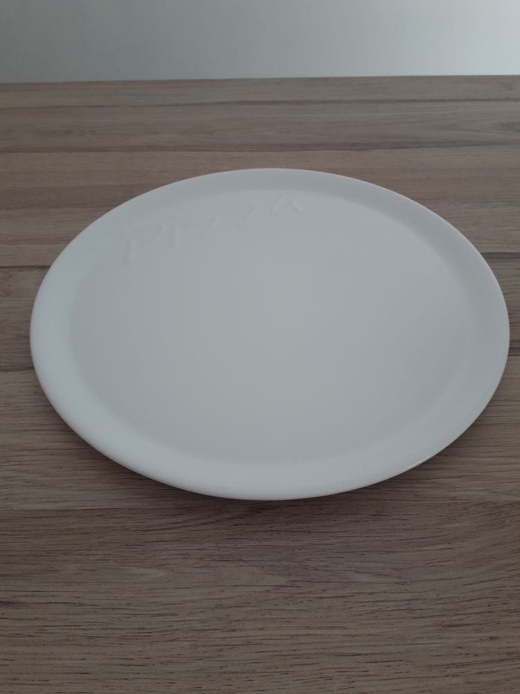 Lot de 5 assiettes � pizza en porcelaine blanche 20 Saint-Witz (95)