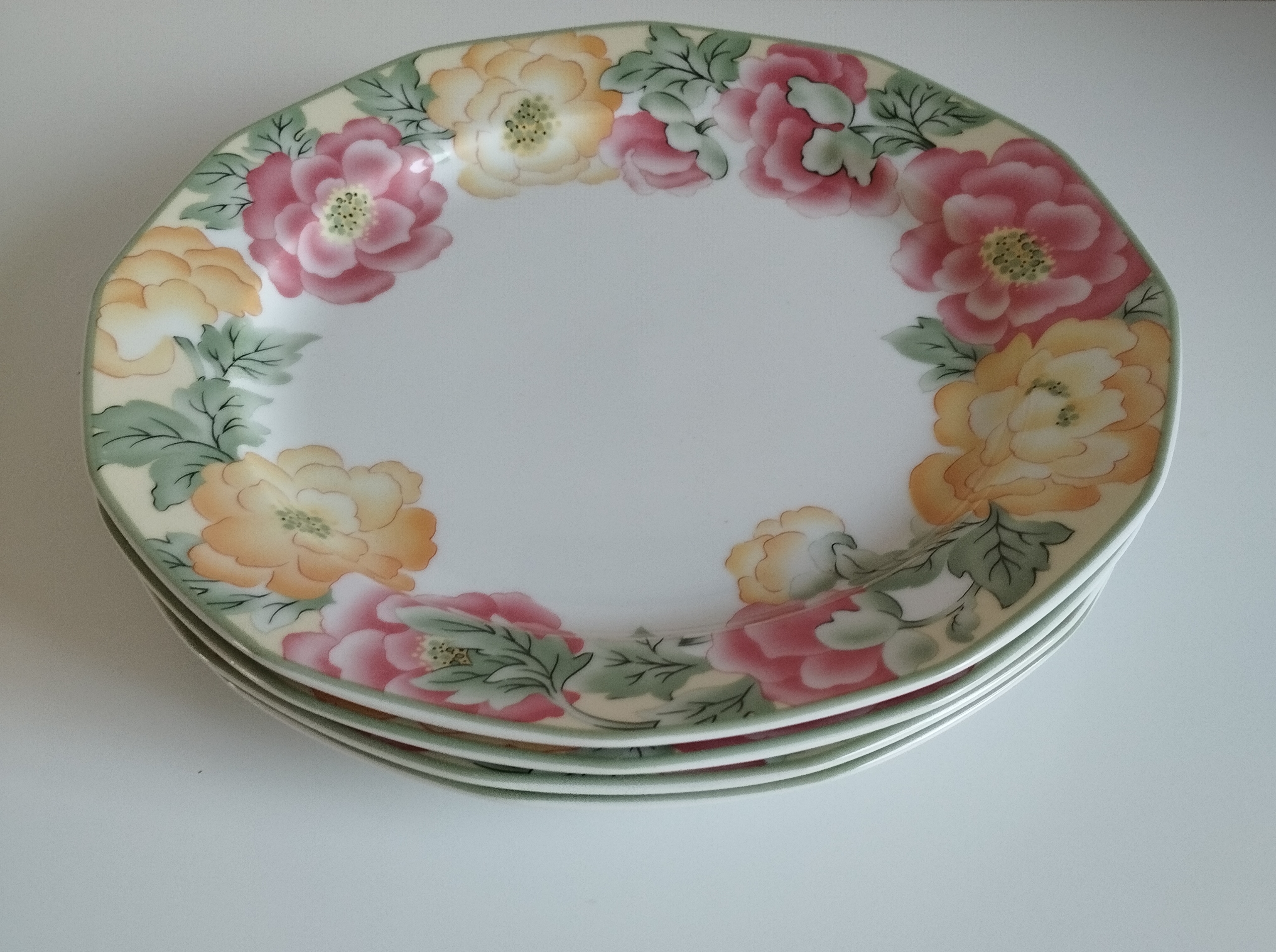 Assiettes plates printani�res Bavaria 13 Le Havre (76)