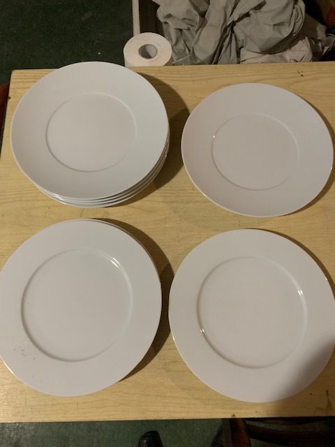 Assiettes en porcelaine 15 Paris 10 (75)