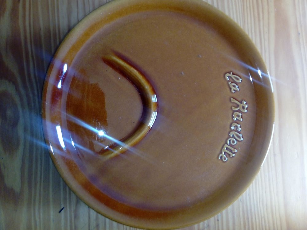 assiettes � raclette , fa�ence de Saint Amand 20 Alfortville (94)