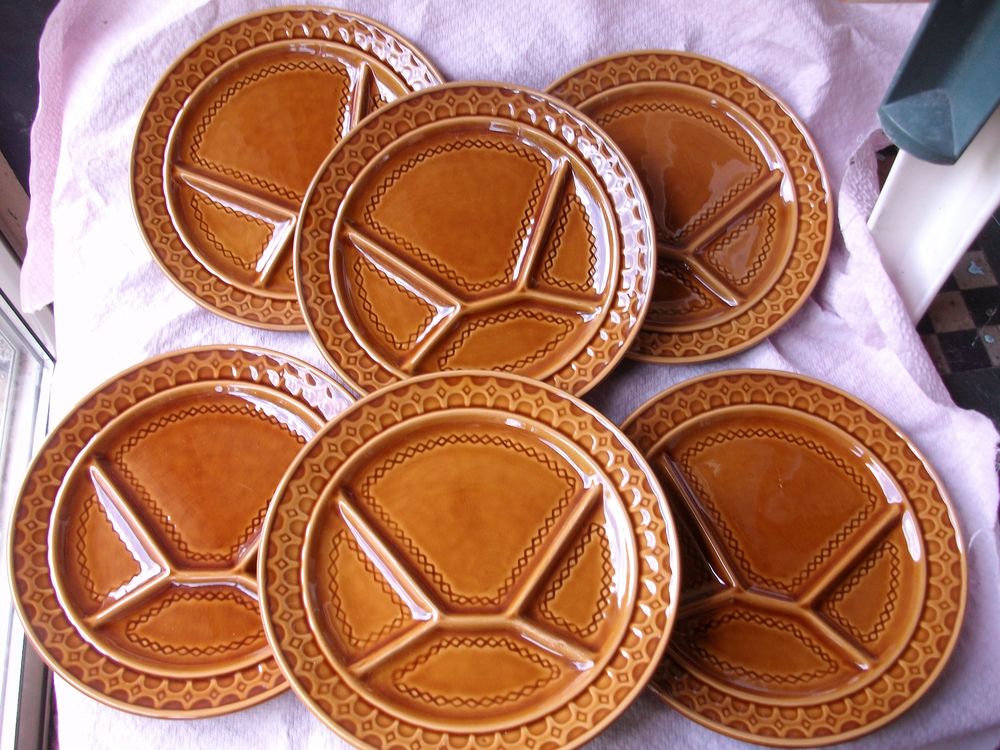 Lot 6 Assiettes sp�ciales � Fondue 3 Bouxwiller (67)