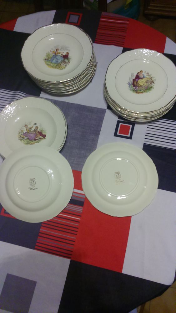 26 assiettes Watteau 10 Ancenis (44)