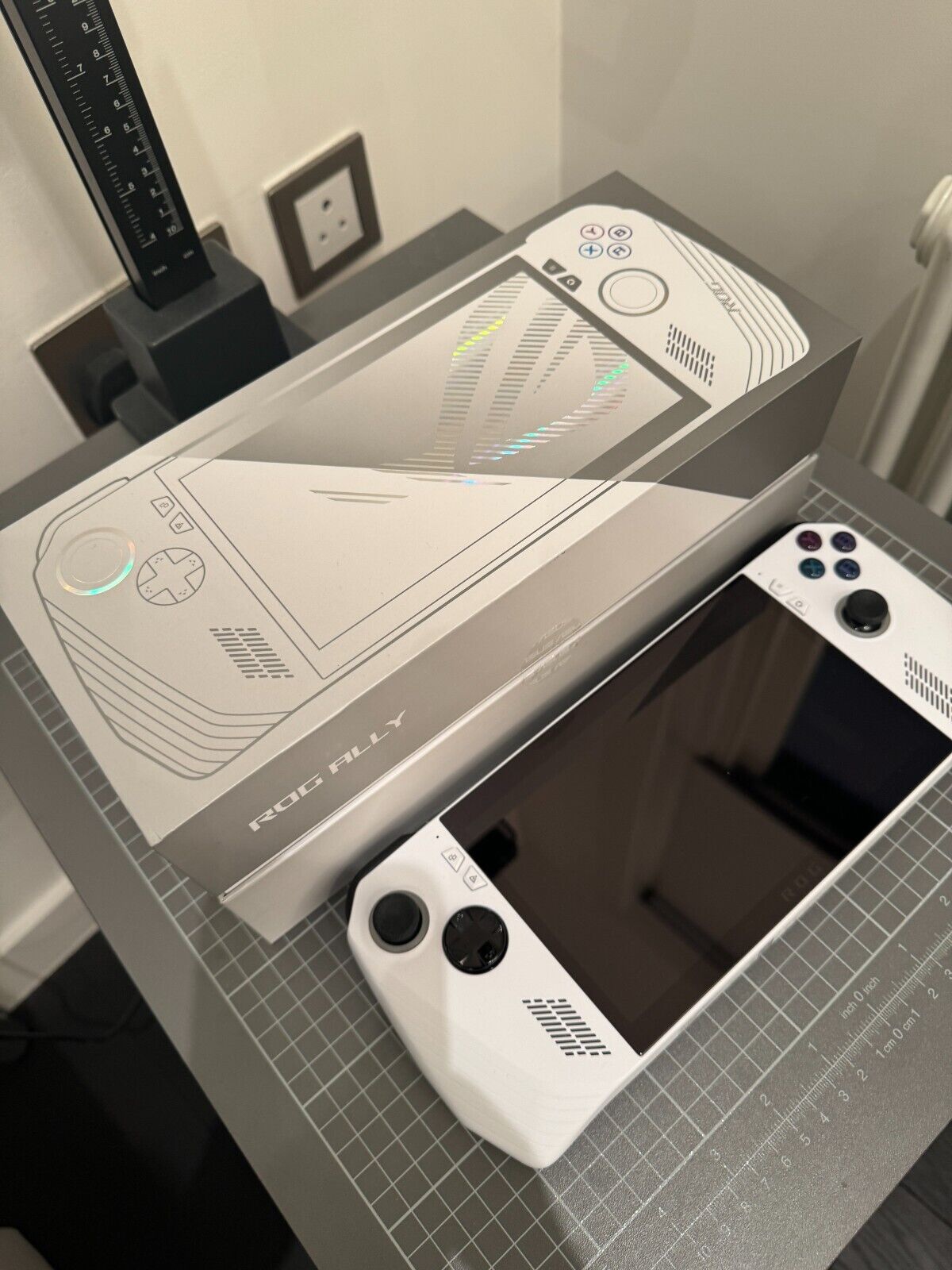 Asus ROG Ally Z1 Extr�me, SSD 1 To 459 Abbeville-Saint-Lucien (60)