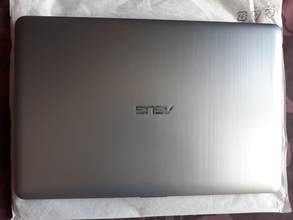 ASUS R540LA - 8Go, HDD 1 To - NEUF - avec facture 400 Montpellier (34)