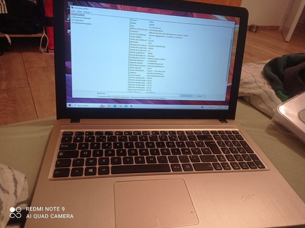 Asus VivoBook 150 Granville (50)