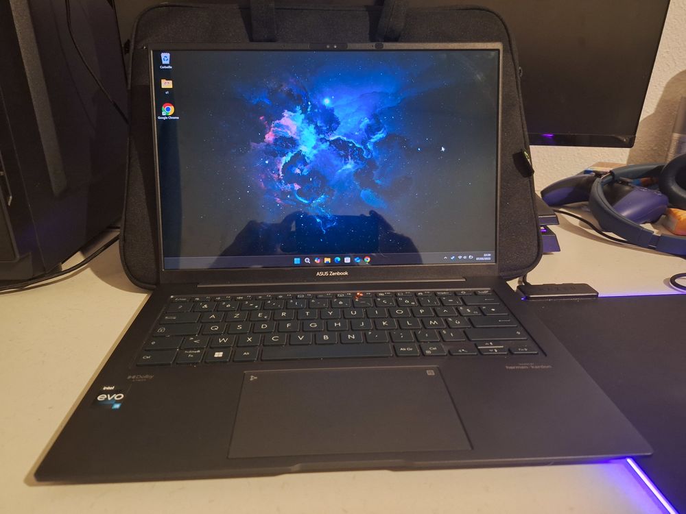 Asus ZenBook 14X OLED ? i9 / �cran OLED 2.8K 870 Montpellier (34)